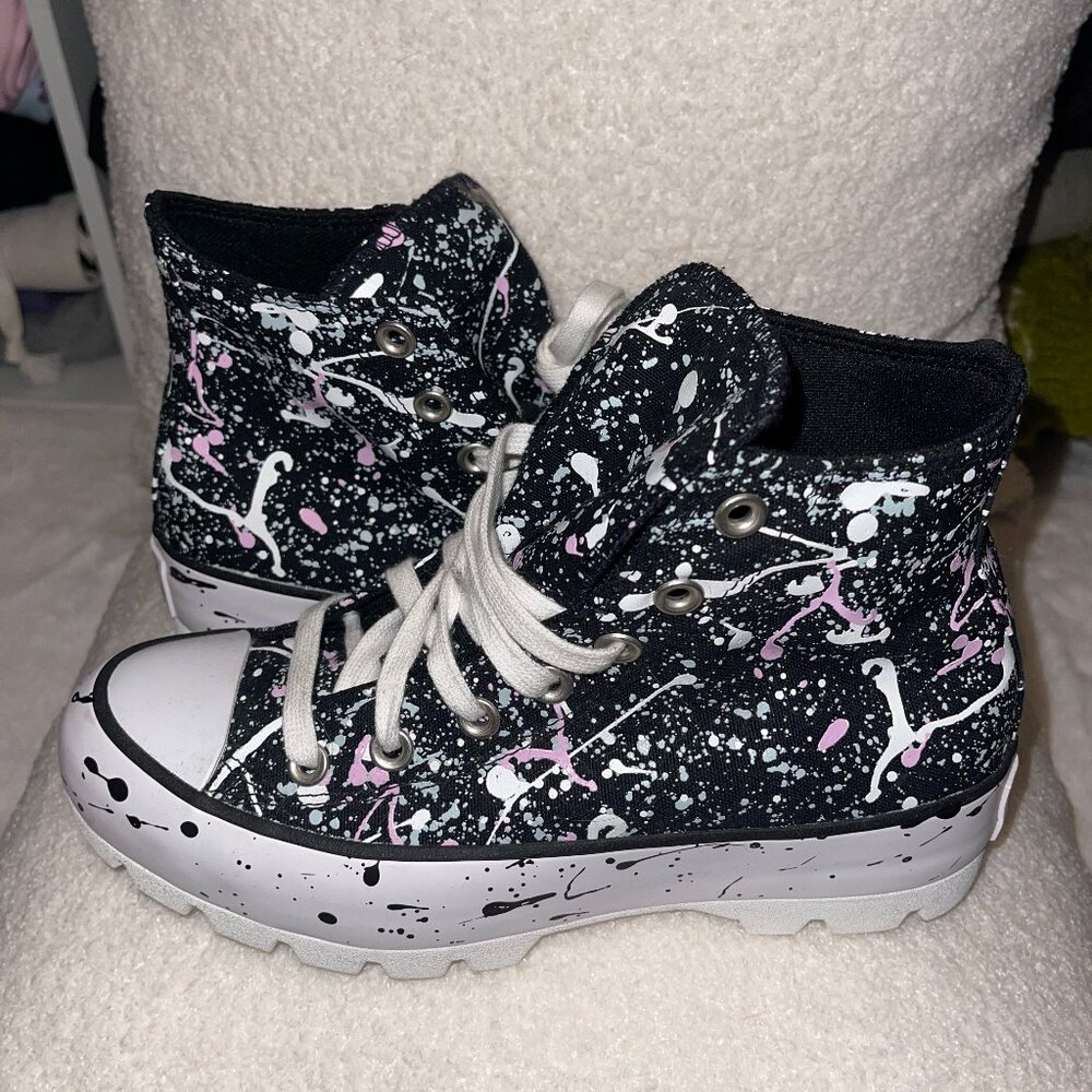 Women's Converse 7.5